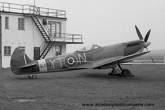RAF Supermarine Spitfire F.IX SL542 (1960)