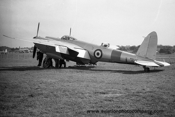 Royal Navy De Havilland Mosquito TT.39 PF6??