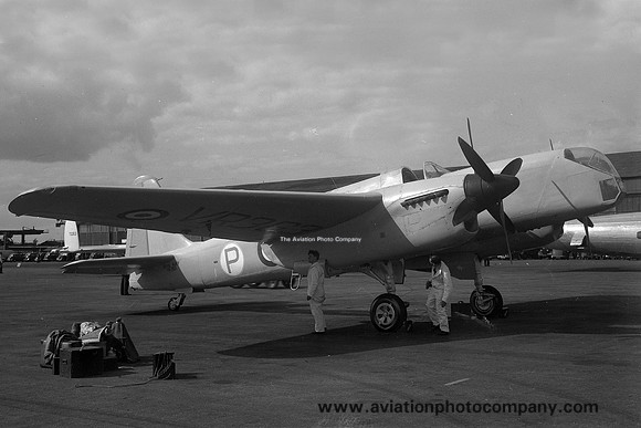 Royal Navy Short Sturgeon TT.2 VR363