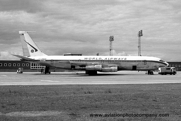 World Airways Boeing 707 N375WA at Prestwick (1966)