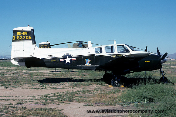 US Army Minnesota ArNG Beech U-8D 56-3705 stored at MASDC Davis Monthan (1979)