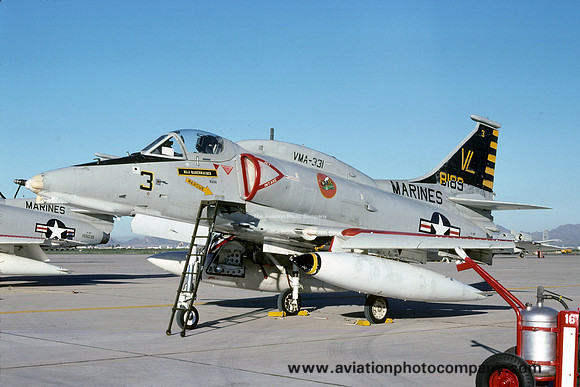 US Marines VMA-331 Douglas A-4M 158189/VL3 (1979)