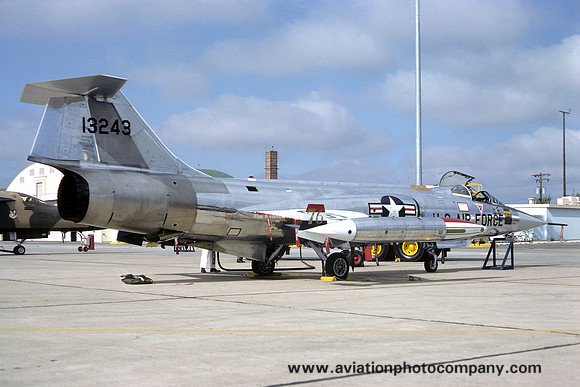 USAF 58 TFTW Lockheed F-104G Starfighter 63-13243 (1976)
