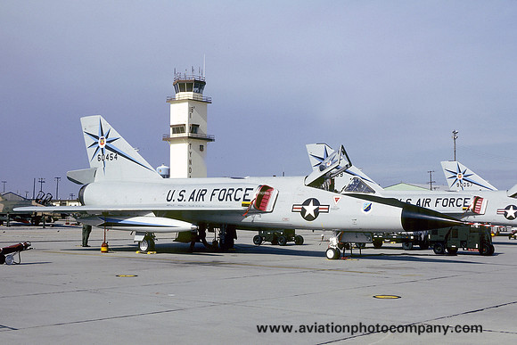 USAF 318 FIS Convair F-106A 56-0454 (1982)
