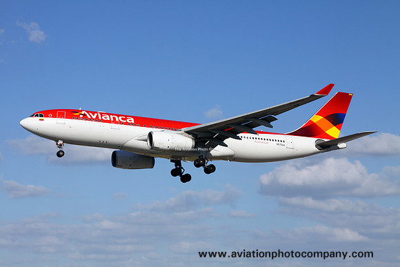 Avianca Airbus A.330-200 N975AV at Miami IAP (2012)