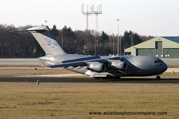 SAC Wing McDonnell Douglas C-17A Globemaster 03 at Eindhoven (2013)