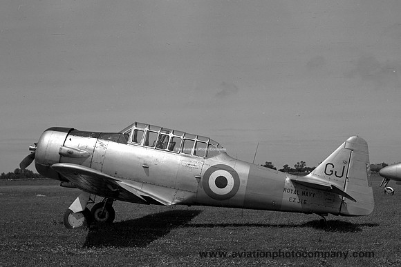 Royal Navy Gosport Station Flight North American T-6 Harvard EZ316/GJ (1953)