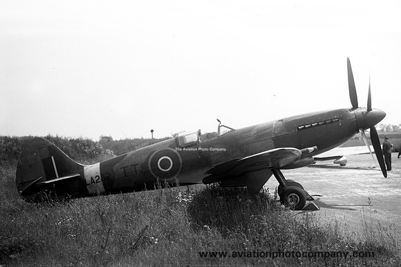 RAF Supermarine Spitfire F.21 LA232/TT (1948)