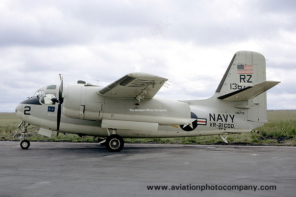 US Navy VR-21 Grumman C-1A 136776/RZ2 (1964)