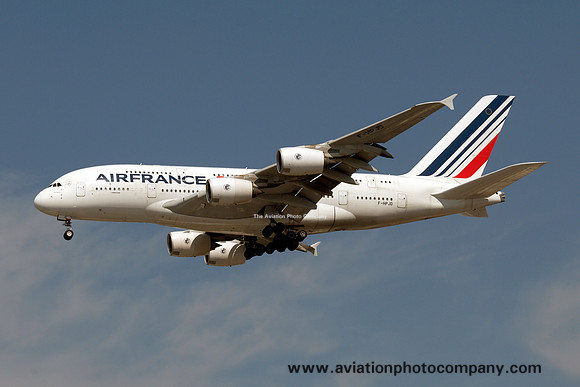 Air France Airbus A380-800 F-HPJD at Los Angeles IAP (2012)