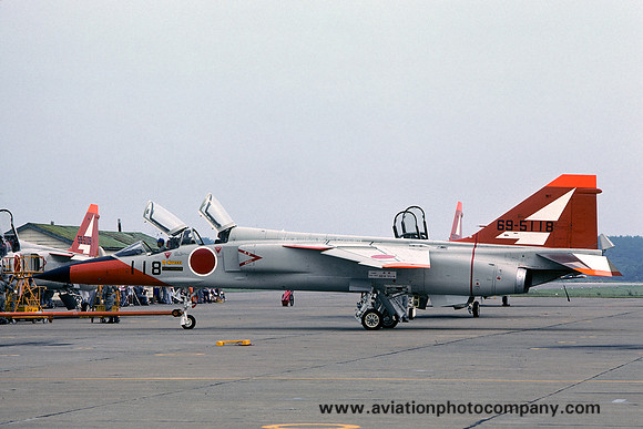 JASDF 21 Hikotai Mitsubishi T-2 69-5118 (1976)