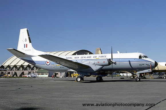 RNZAF 42 Squadron Avro Andover C.1 NZ7622 (1979)