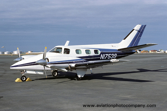 Beech B60 Duke N17539 (1978)