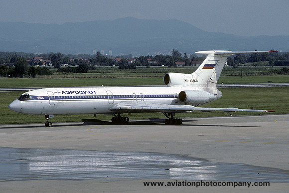 Aeroflot Tupolev Tu-154M RA-85637 (1999)