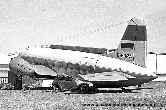 Vickers Viking D-BORA at Luton (1965)