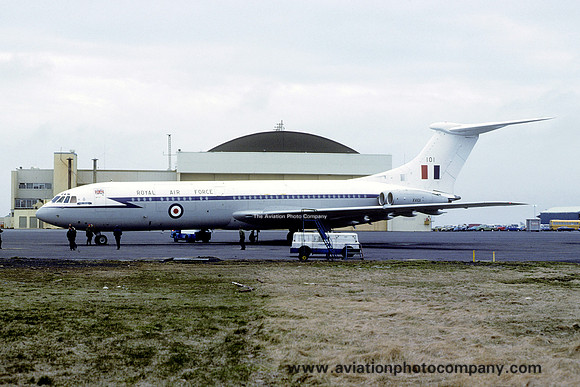 RAF 10 Squadron Vickers VC-10 C.1 XV101 at Keflavik (1980)