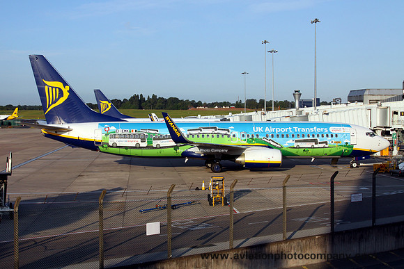 Ryanair Boeing 737-800 EI-EMK at Birmingham (2014)