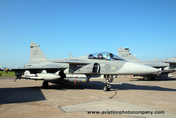 Swedish Air Force F7 SAAB JAS-39C Gripen 39225 at the Satenas Open Day (2015)