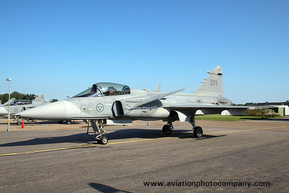 Swedish Air Force F7 SAAB JAS-39C Gripen 39209 at the Satenas Open Day (2015)
