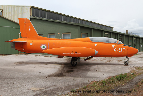Italian Air Force Aermacchi MB-326 MM54190 displayed at Grosetto (2015)