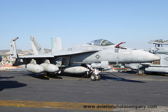 US Navy VFA-31 McDonnell Douglas F/A-18E 166786/AJ-112 on board USS George HW Bush in Marseille Harbour (2014)