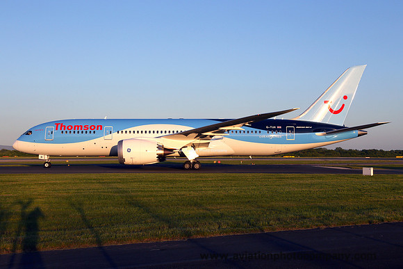 Thomson Boeing 787-8 G-TUII at Manchester (2015)