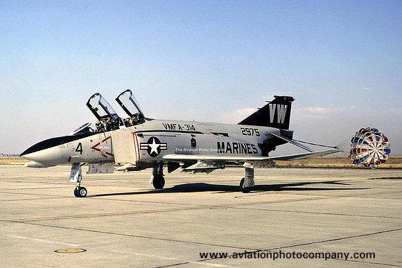 US Marines VMFA-314 McDonnell F-4N Phantom 152975/VW4 (1978)
