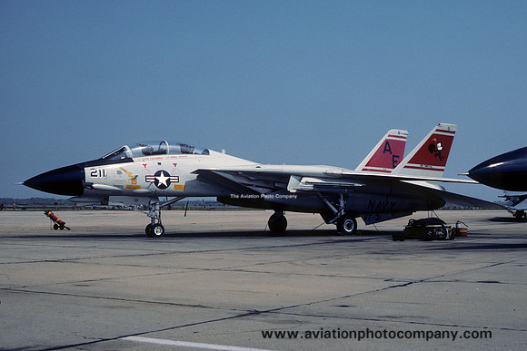 US Navy VF-31 Grumman F-14A Tomcat 161870/AE-211 (1985)