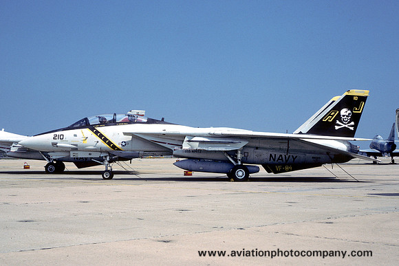 US Navy VF-84 Grumman F-14A Tomcat 160391/AJ-210 (1985)