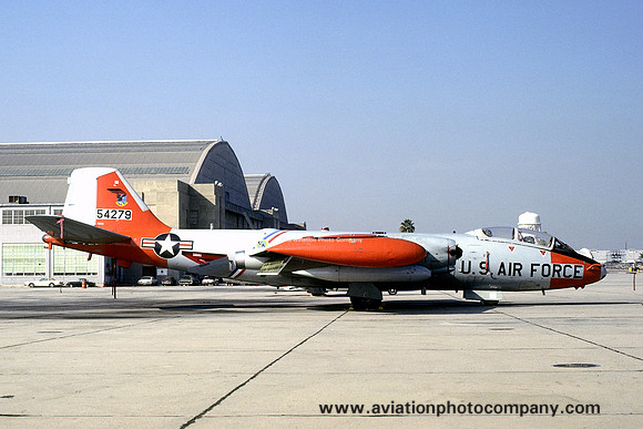 USAF 17 DSES Martin EB-57E 55-4279 (1978)