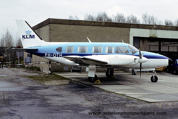 KLM Piper PA-31 Navajo PH-OTH (1980)