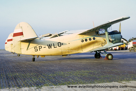Antonov An-2 SP-WLO (1974)