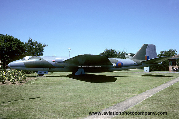 RAF English Electric Canberra PR.7 WH791 displayed at RAF Cottesmore (1990)