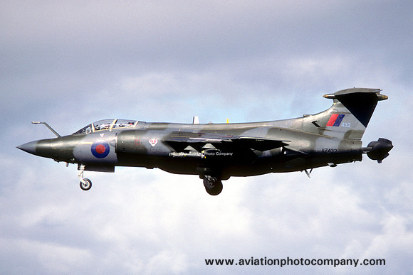 RAF 12 Squadron Blackburn Buccaneer S.2 XZ432 (1990)