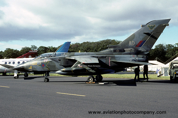 RAF 9 Squadron Panavia Tornado GR.1 ZD719/AD (1990)