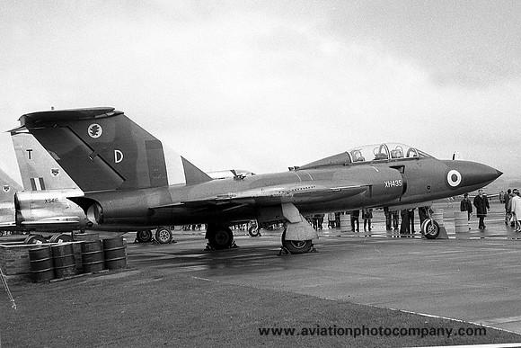RAF 228 OCU 11 Squadron Gloster Javelin T.3 XH435/D at RAF Leuchars (17.09.1966)