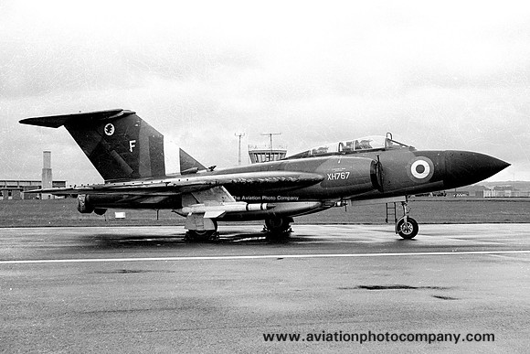 RAF 228 OCU 11 Squadron Gloster Javelin FAW.9 XH767/F at RAF Leuchars (1966)