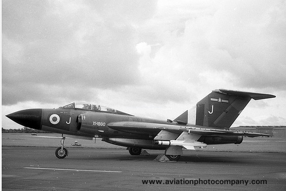 RAF 25 Squadron Gloster Javelin FAW.9 XH880/J (1962)