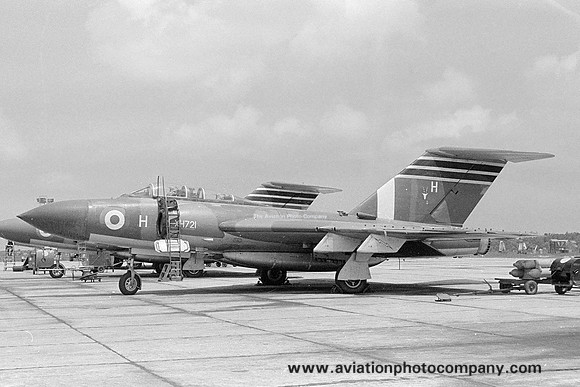 RAF 60 Squadron Gloster Javelin FAW.9 XH721/H at RAF Tengah (1967)