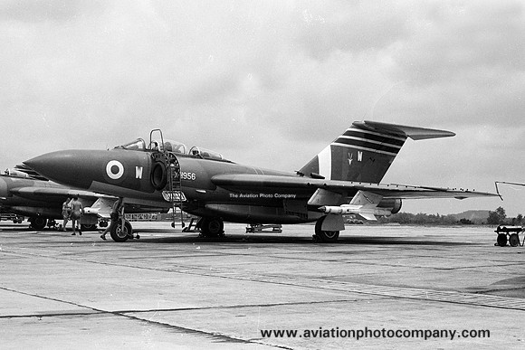 RAF 60 Squadron Gloster Javelin FAW.9 XH956/W at RAF Tengah (1966)