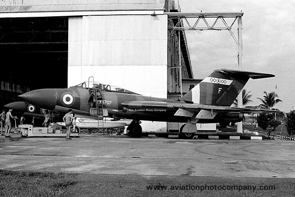 RAF 64 Squadron Gloster Javelin FAW.9 XH707/F at RAF Tengah (1966)