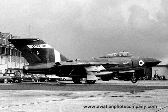 RAF 64 Squadron Gloster Javelin FAW.9 XH876/N at RAF Tengah (1958)