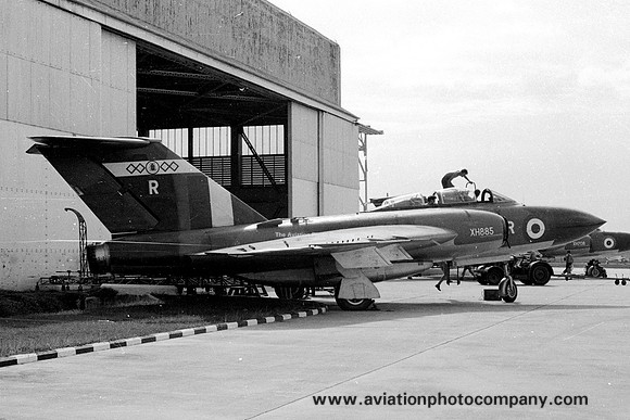 RAF 64 Squadron Gloster Javelin FAW.9 XH885/R at RAF Tengah (1965)