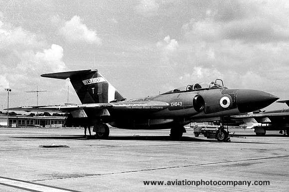 RAF 64 Squadron Gloster Javelin FAW.9 XH843/T (1965)