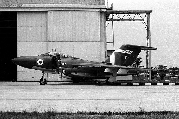 RAF 64 Squadron Gloster Javelin FAW.9 XH893/V at RAF Tengah (1965)