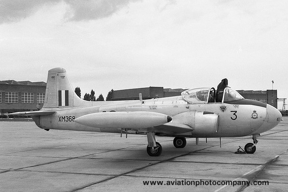 RAF 2 FTS Hunting Jet Provost T.3 XM368/3 at RAF Stradishall (19.08.1960)