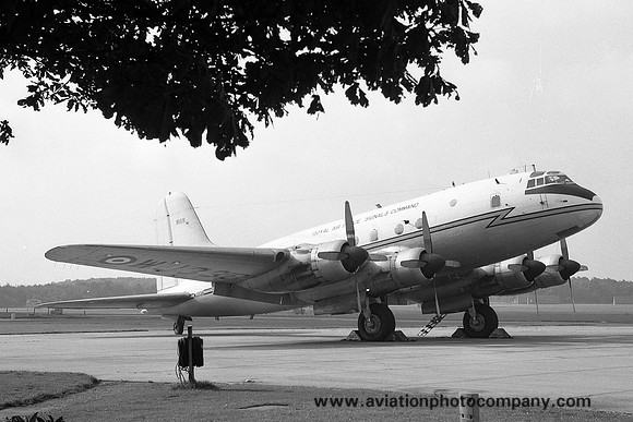 RAF 115 Squadron Handley Page Hastings C.2 WJ338 "Iris III" (1966)