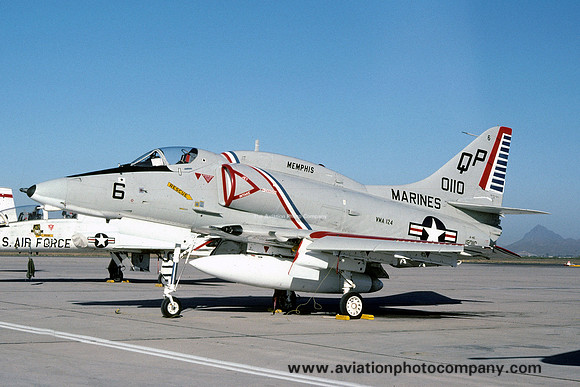 US Marines VMA-124 Douglas A-4E Skyhawk 150110/QP6 (1979)