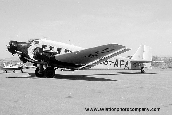 South African Airways Junkers Ju52 ZS-UYU/ZS-AFA (1986)