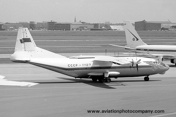 Aeroflot Antonov An-12 CCCP-11127 (1972)